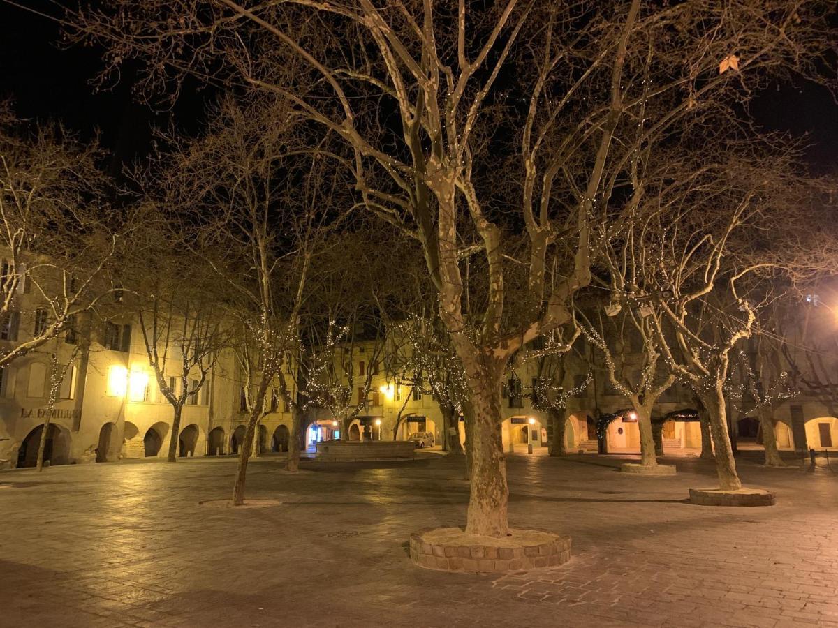 Appartement De Charme Dans Le Coeur Historique D'Uzès Zewnętrze zdjęcie