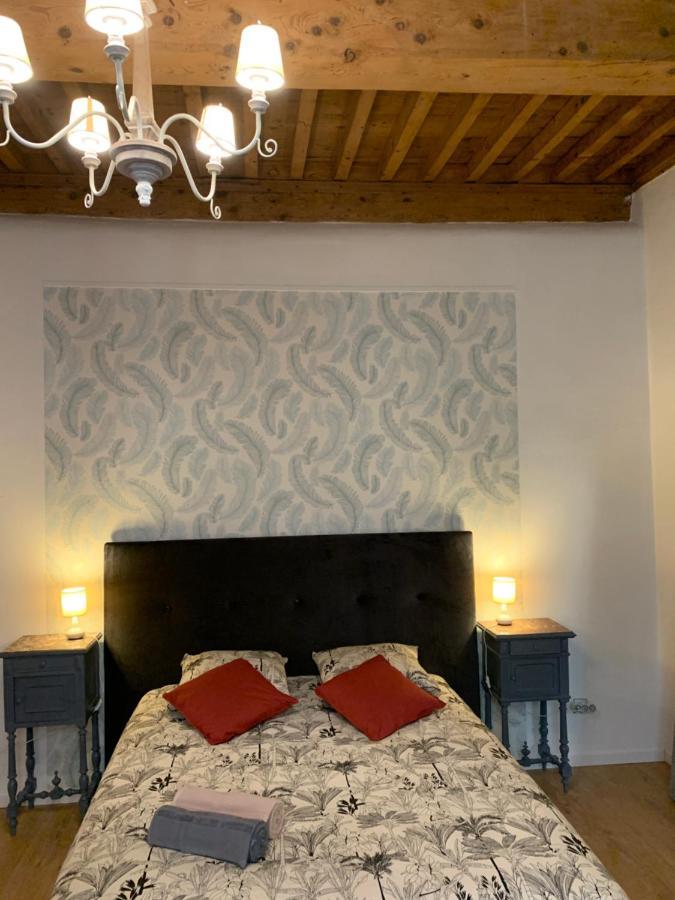 Appartement De Charme Dans Le Coeur Historique D'Uzès Zewnętrze zdjęcie