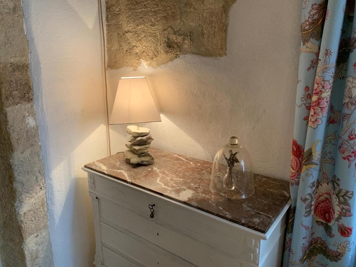 Appartement De Charme Dans Le Coeur Historique D'Uzès Zewnętrze zdjęcie